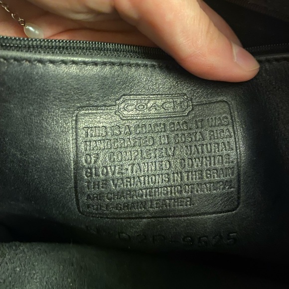 Vintage Black Leather Coach Shoulder Bag - Picture 7 of 7